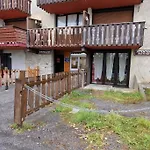 T2 Renove- Praloup 1600-parking Prive, Proche Station Apartament *