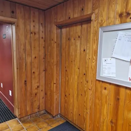 T2 Renove- Praloup 1600-parking Prive, Proche Station *