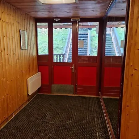 T2 Renove- Praloup 1600-parking Prive, Proche Station