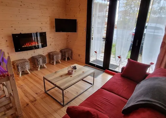 דירה T2 Renove- Praloup 1600-parking Prive, Proche Station