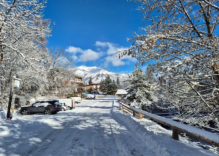 T2 Renove- Praloup 1600-parking Prive, Proche Station דירה *